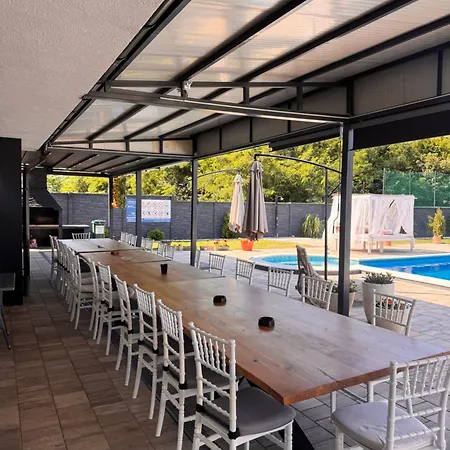 Zans Villa *